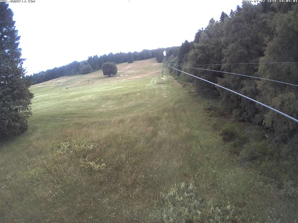 Archiv Foto Webcam Eschenberglifte Niedersfeld Blick auf die Piste