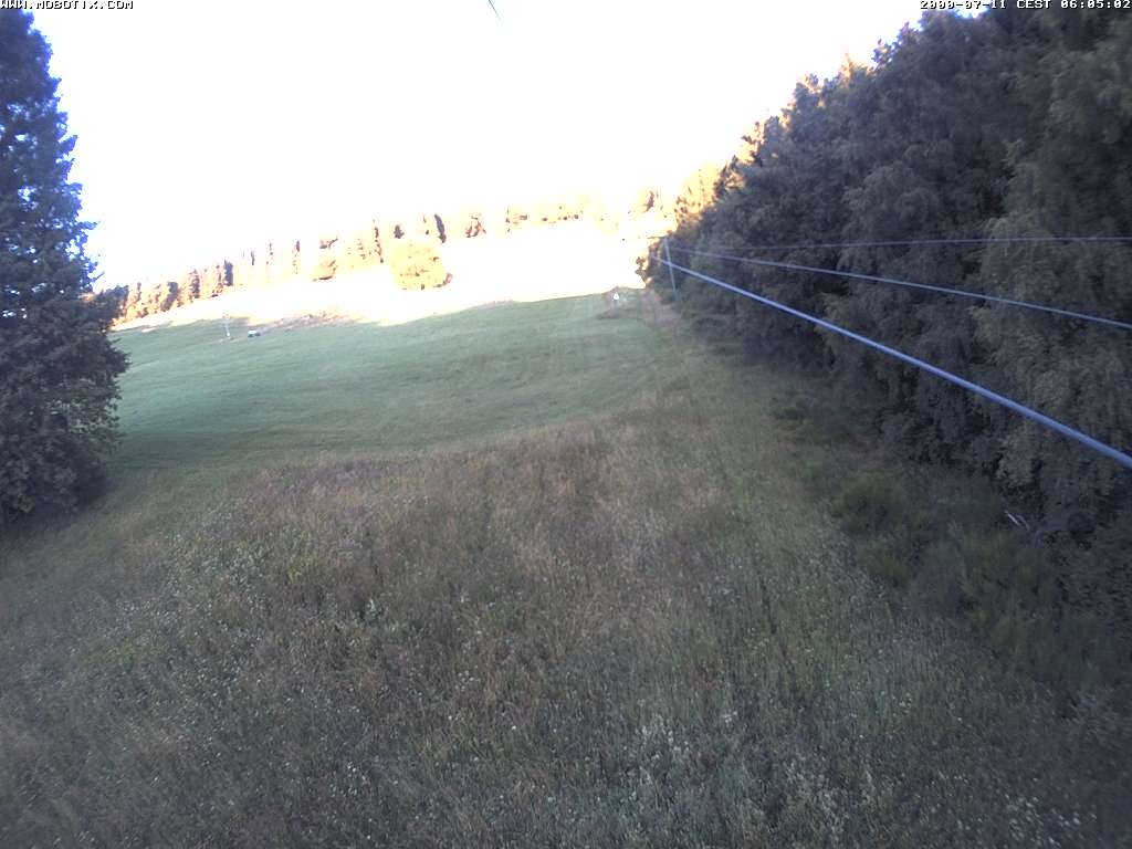 Archived image Webcam Eschenberglifte Niedersfeld the slope
