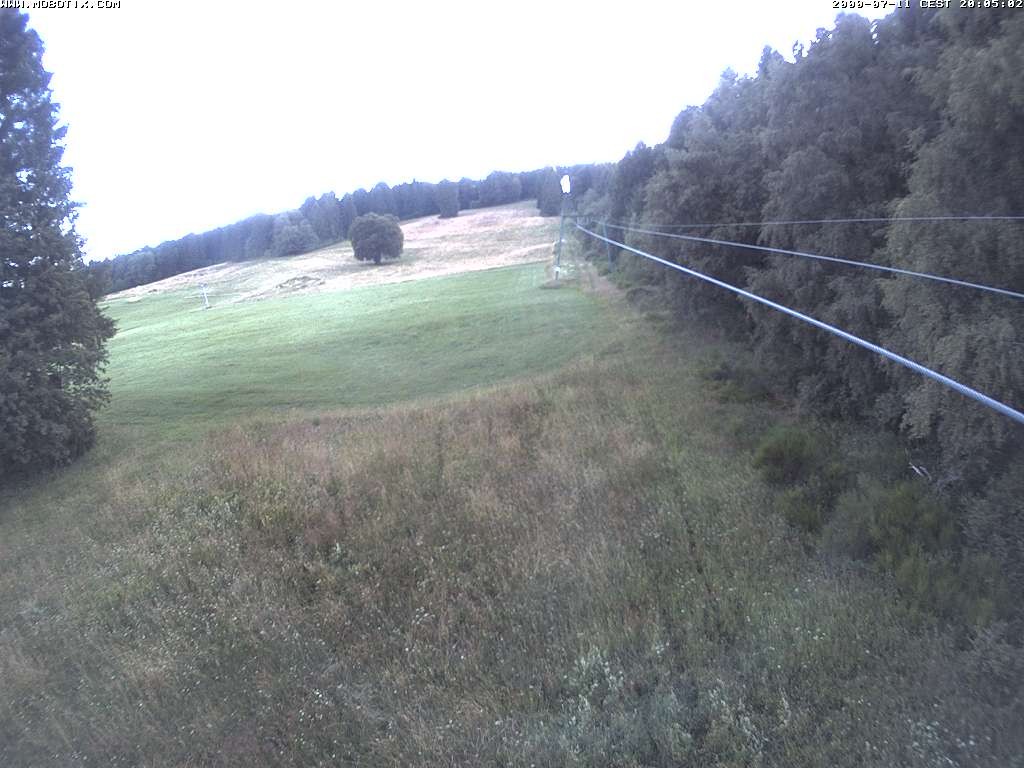 Archived image Webcam Eschenberglifte Niedersfeld the slope