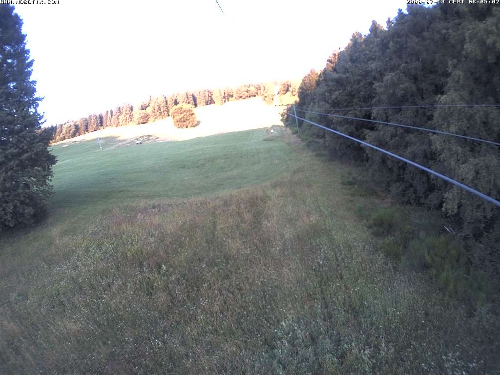 Archiv Foto Webcam Eschenberglifte Niedersfeld Blick auf die Piste