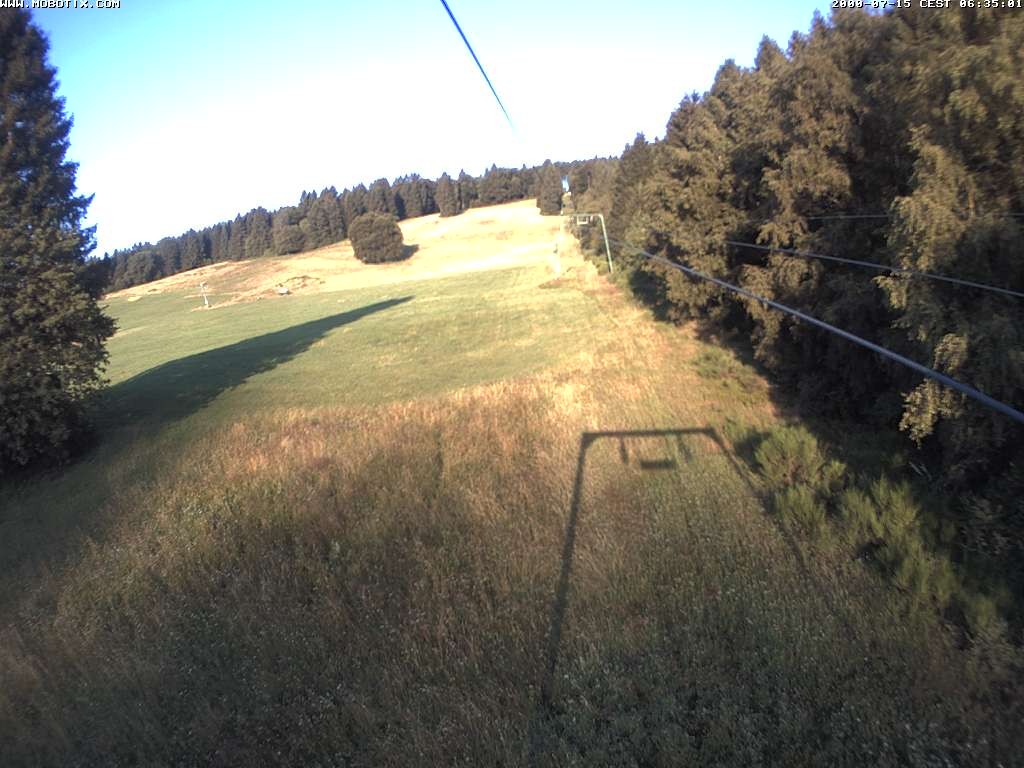 Archiv Foto Webcam Eschenberglifte Niedersfeld Blick auf die Piste