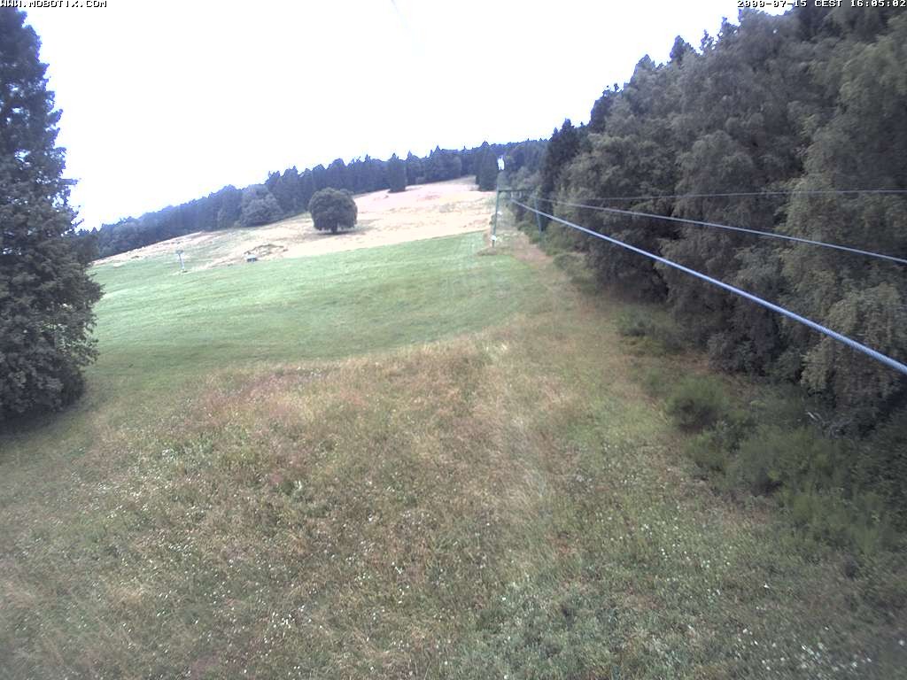 Archiv Foto Webcam Eschenberglifte Niedersfeld Blick auf die Piste