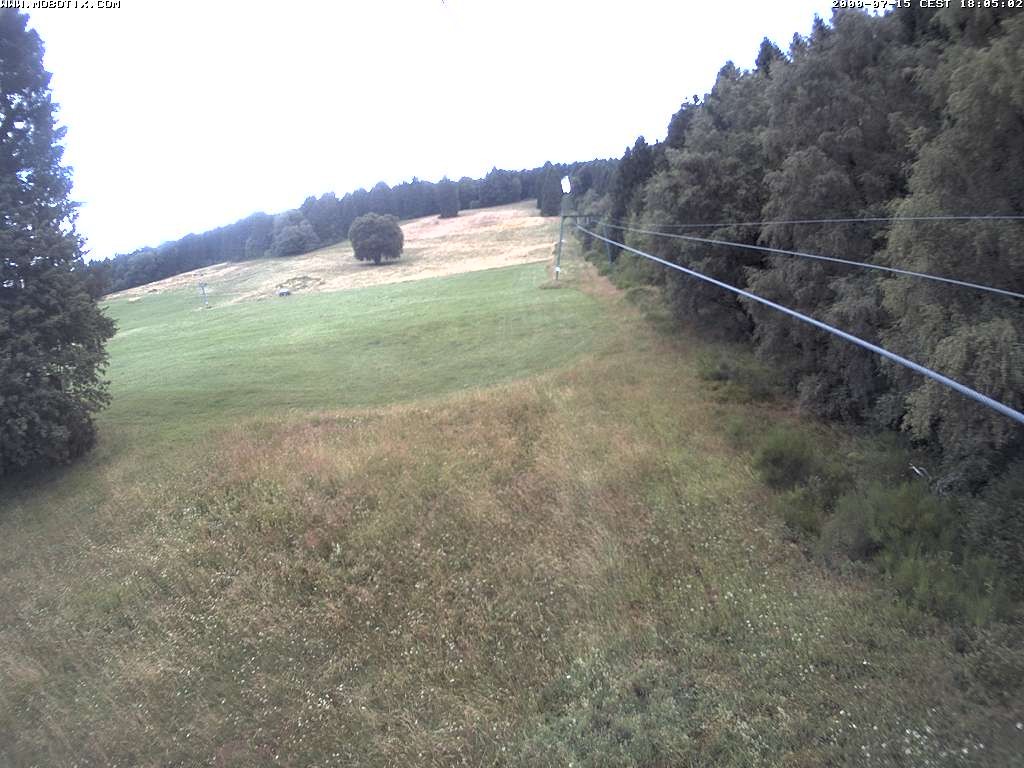 Archiv Foto Webcam Eschenberglifte Niedersfeld Blick auf die Piste