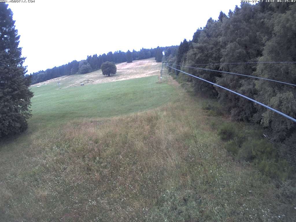 Archiv Foto Webcam Eschenberglifte Niedersfeld Blick auf die Piste