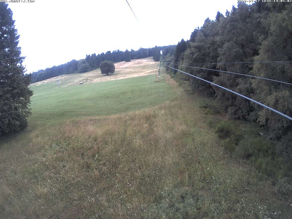 Archiv Foto Webcam Eschenberglifte Niedersfeld Blick auf die Piste