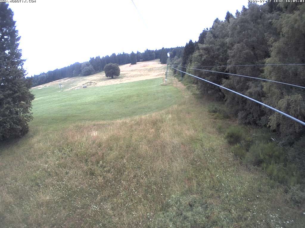 Archiv Foto Webcam Eschenberglifte Niedersfeld Blick auf die Piste