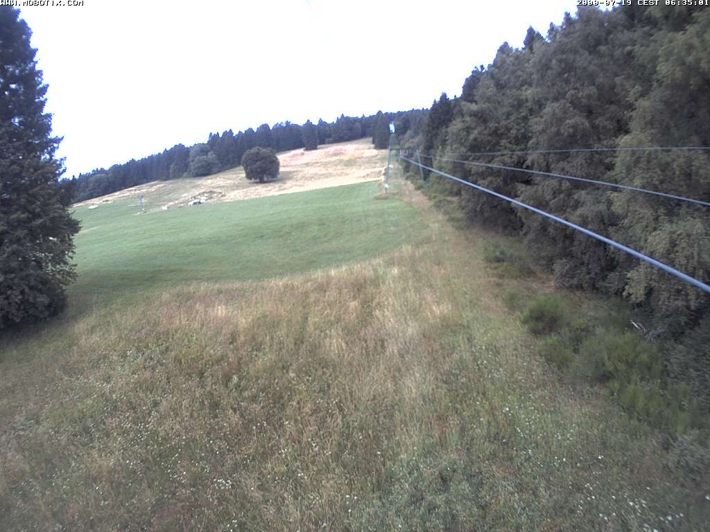 Archiv Foto Webcam Eschenberglifte Niedersfeld Blick auf die Piste