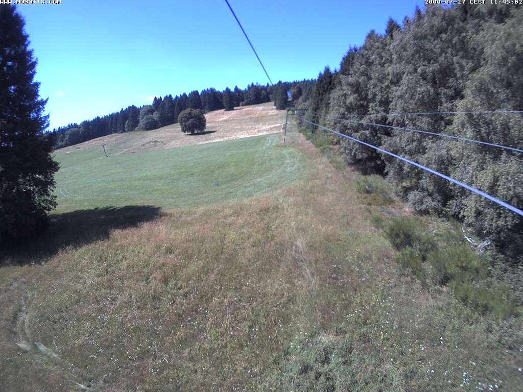 Archiv Foto Webcam Eschenberglifte Niedersfeld Blick auf die Piste