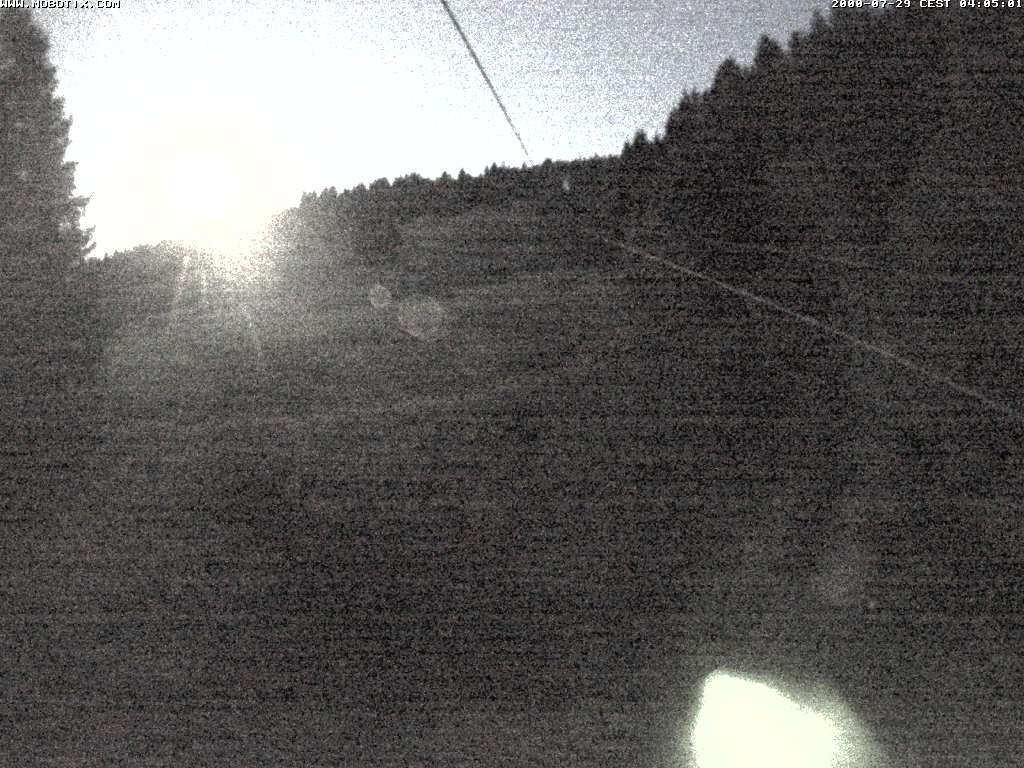 Archiv Foto Webcam Eschenberglifte Niedersfeld Blick auf die Piste