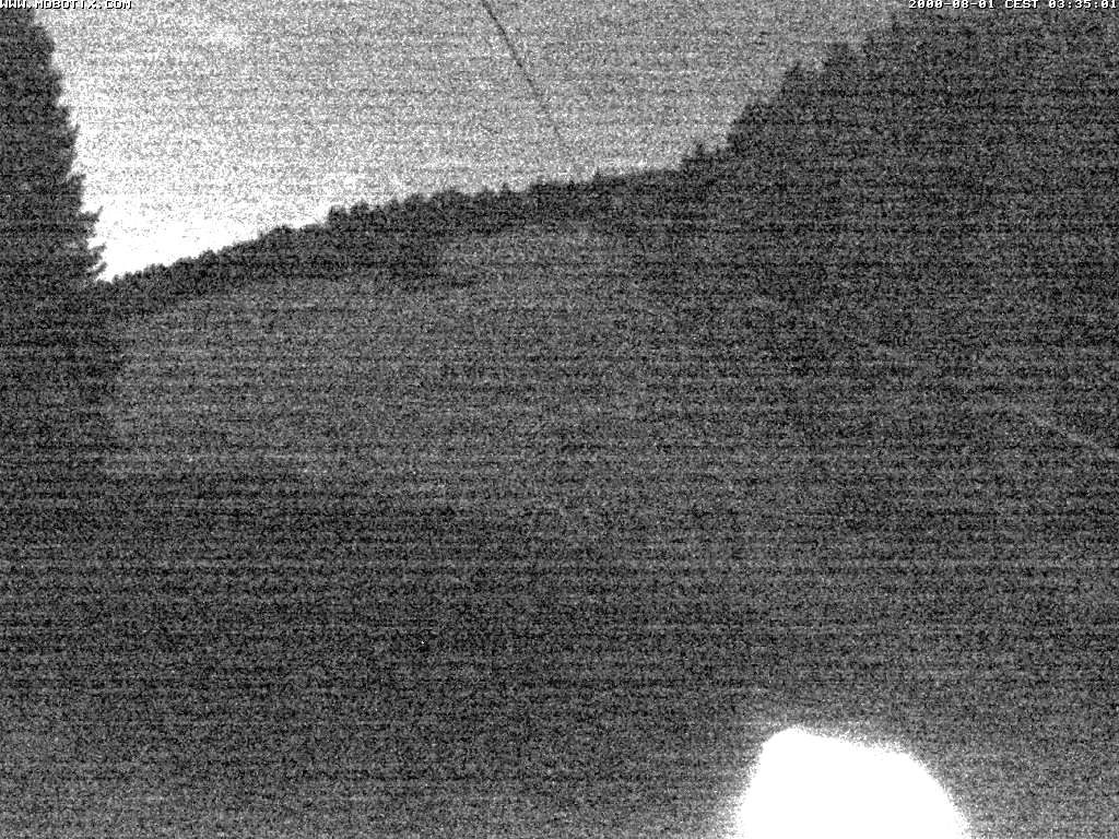 Archiv Foto Webcam Eschenberglifte Niedersfeld Blick auf die Piste