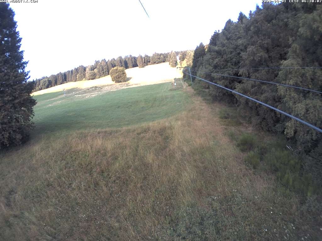 Archiv Foto Webcam Eschenberglifte Niedersfeld Blick auf die Piste