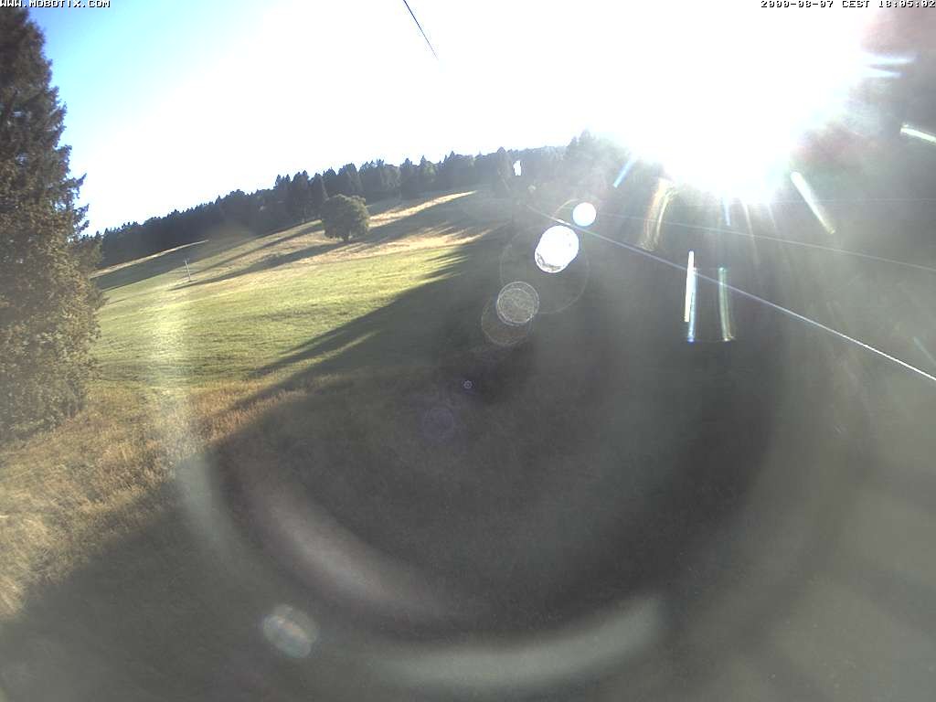 Archived image Webcam Eschenberglifte Niedersfeld the slope