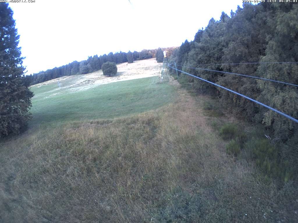 Archived image Webcam Eschenberglifte Niedersfeld the slope