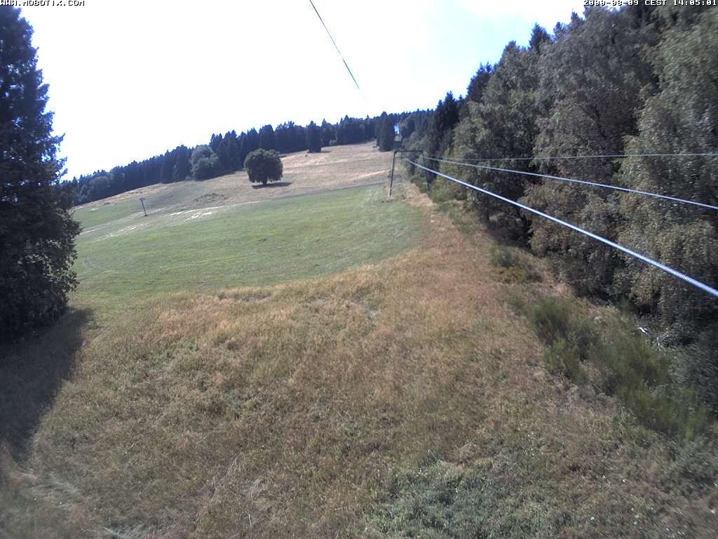 Archived image Webcam Eschenberglifte Niedersfeld the slope