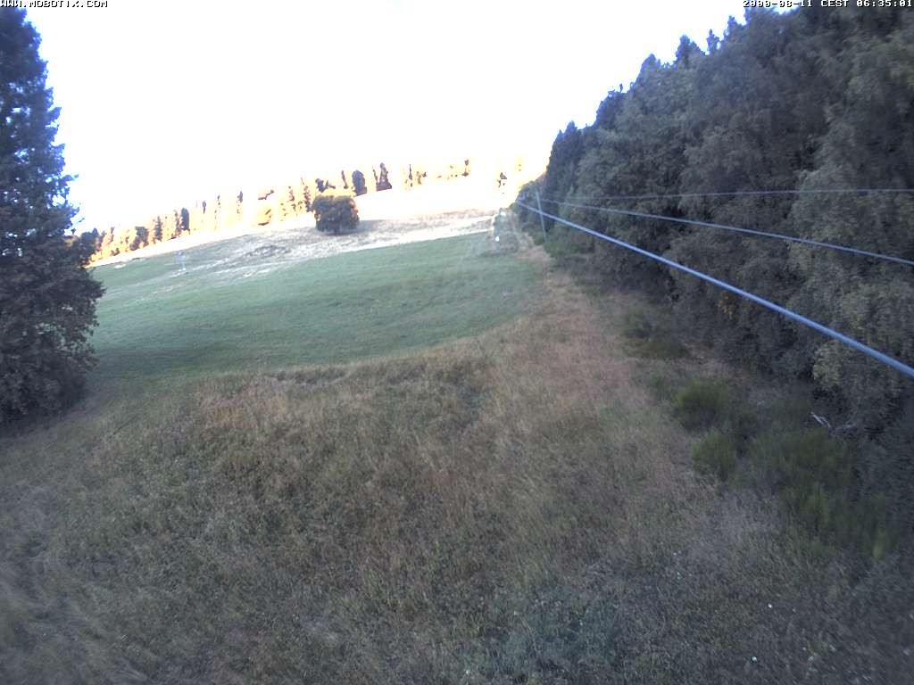 Archiv Foto Webcam Eschenberglifte Niedersfeld Blick auf die Piste