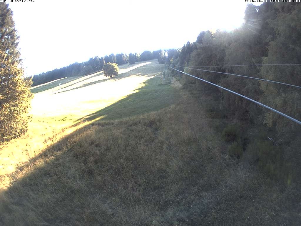 Archiv Foto Webcam Eschenberglifte Niedersfeld Blick auf die Piste
