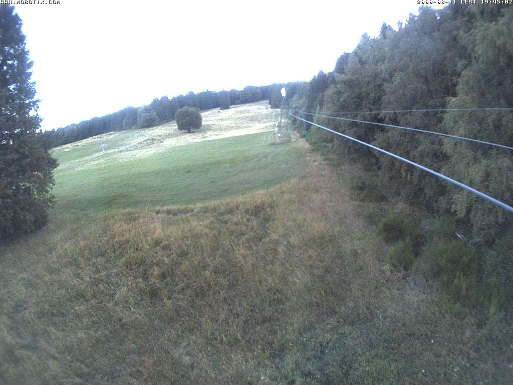 Archiv Foto Webcam Eschenberglifte Niedersfeld Blick auf die Piste