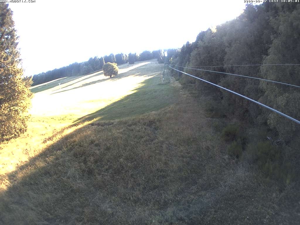 Archiv Foto Webcam Eschenberglifte Niedersfeld Blick auf die Piste