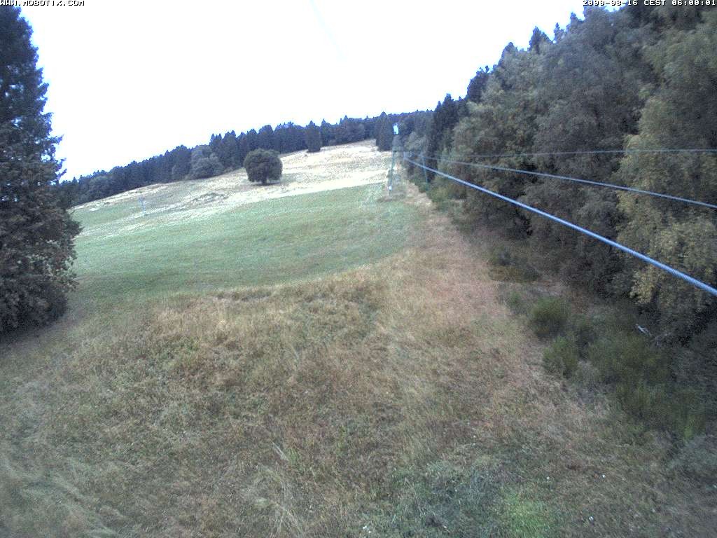 Archived image Webcam Eschenberglifte Niedersfeld the slope
