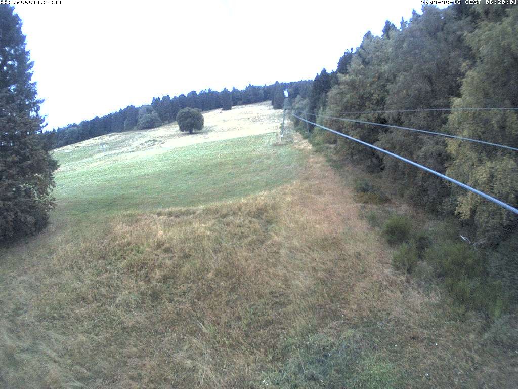 Archived image Webcam Eschenberglifte Niedersfeld the slope