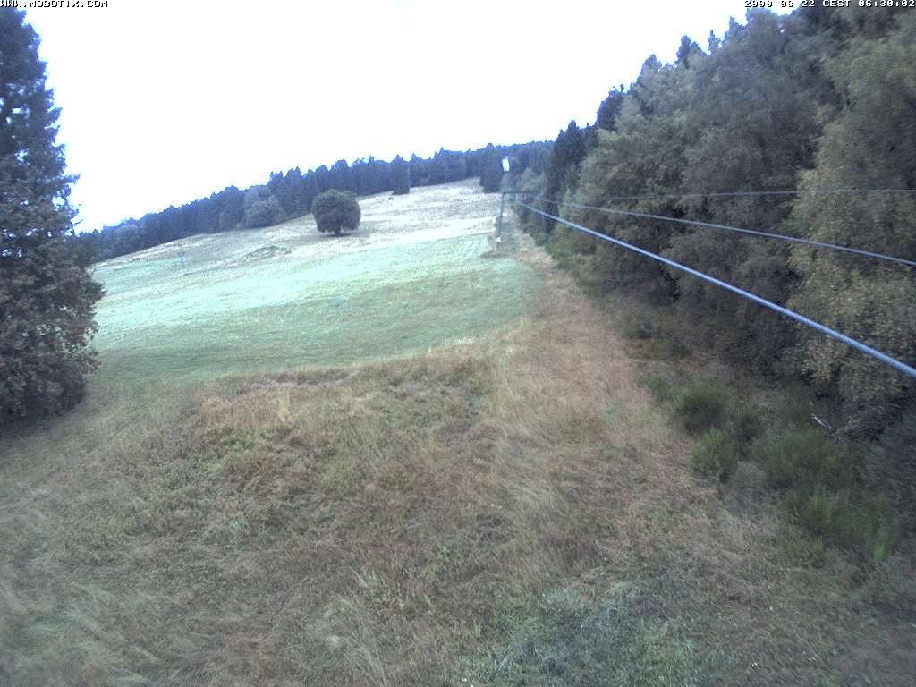 Archived image Webcam Eschenberglifte Niedersfeld the slope