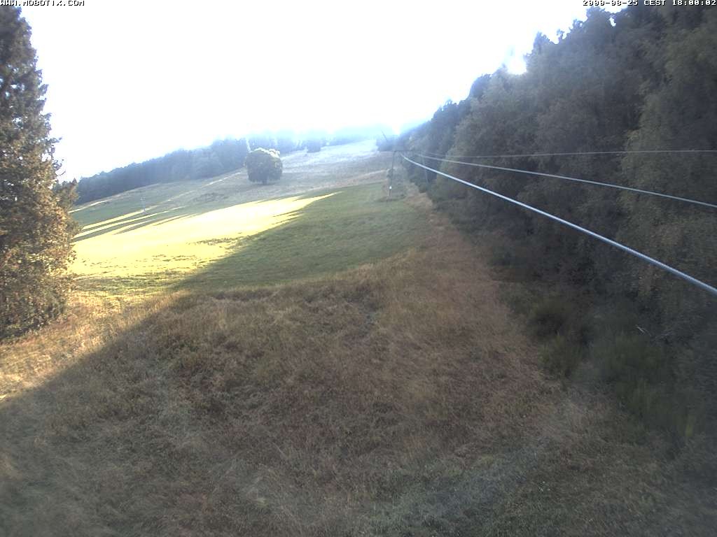 Archiv Foto Webcam Eschenberglifte Niedersfeld Blick auf die Piste