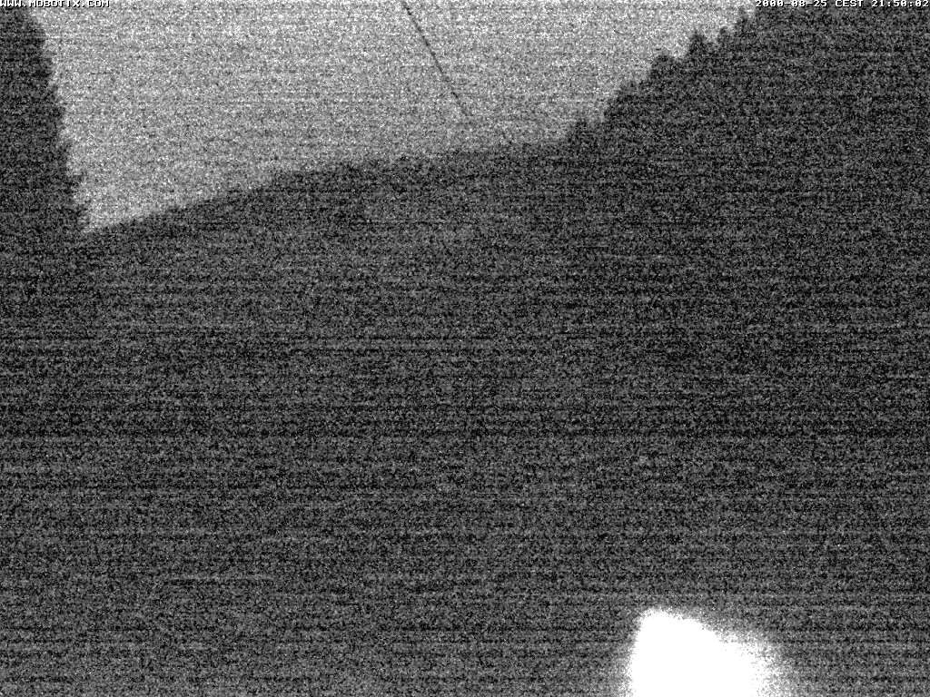 Archiv Foto Webcam Eschenberglifte Niedersfeld Blick auf die Piste