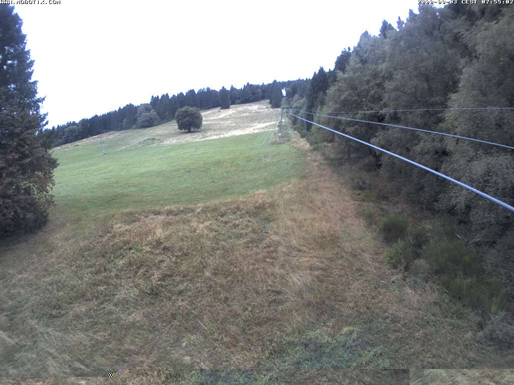 Archived image Webcam Eschenberglifte Niedersfeld the slope
