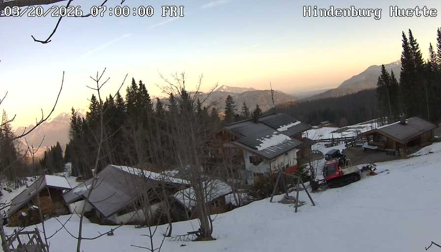 Archiv Foto Webcam Reit im Winkl: Hindenburghütte - Hemmersuppenalm