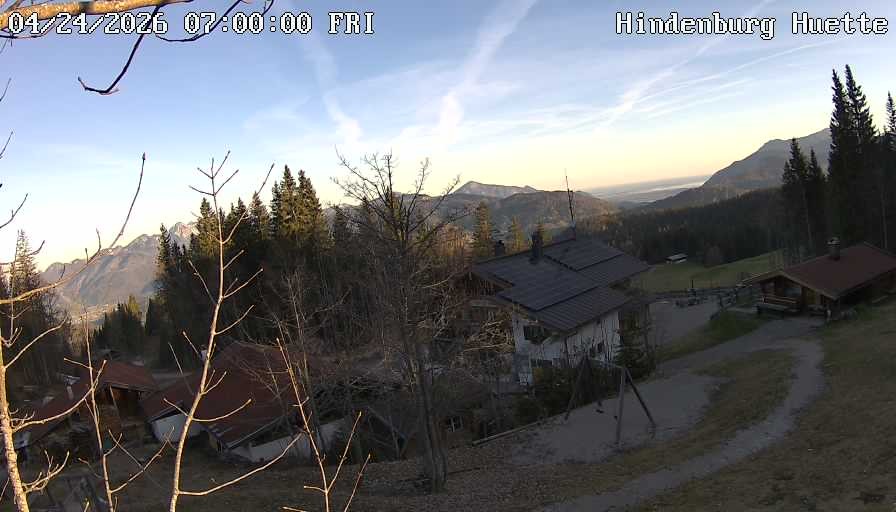 Archiv Foto Webcam Reit im Winkl: Hindenburghütte - Hemmersuppenalm