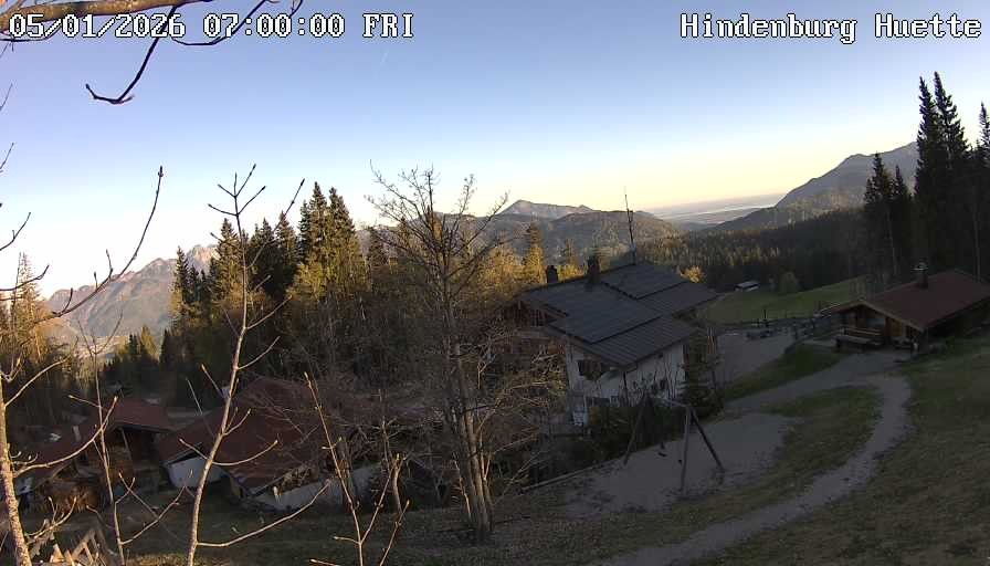 Archiv Foto Webcam Reit im Winkl: Hindenburghütte - Hemmersuppenalm