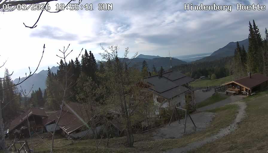 Archiv Foto Webcam Reit im Winkl: Hindenburghütte - Hemmersuppenalm