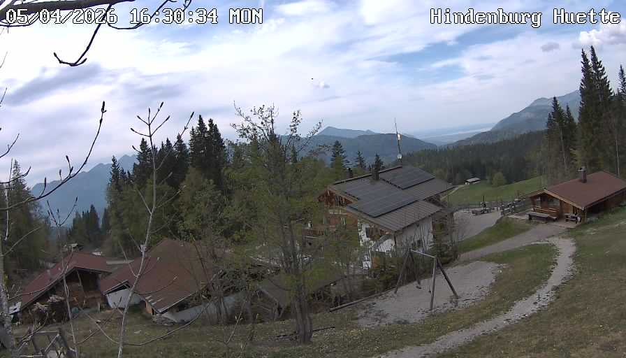 Archiv Foto Webcam Reit im Winkl: Hindenburghütte - Hemmersuppenalm