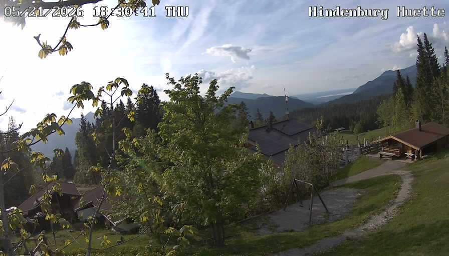 Archiv Foto Webcam Reit im Winkl: Hindenburghütte - Hemmersuppenalm