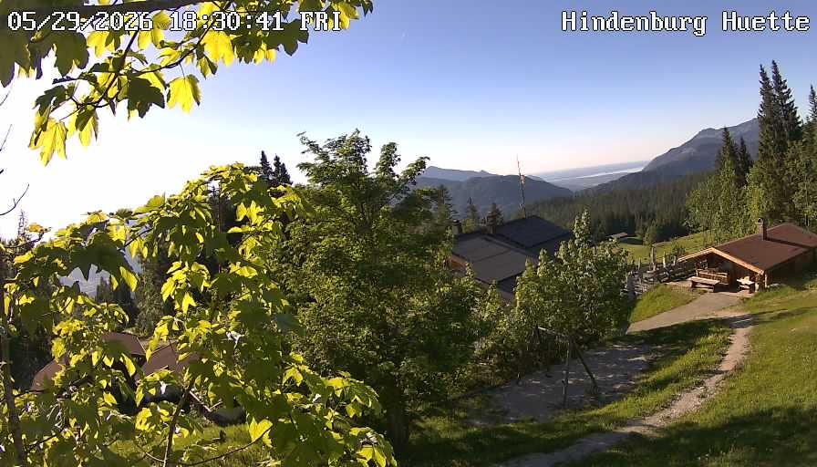 Archiv Foto Webcam Reit im Winkl: Hindenburghütte - Hemmersuppenalm