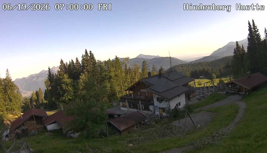 Archiv Foto Webcam Reit im Winkl: Hindenburghütte - Hemmersuppenalm