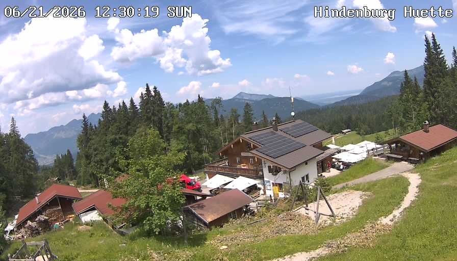 Archiv Foto Webcam Reit im Winkl: Hindenburghütte - Hemmersuppenalm