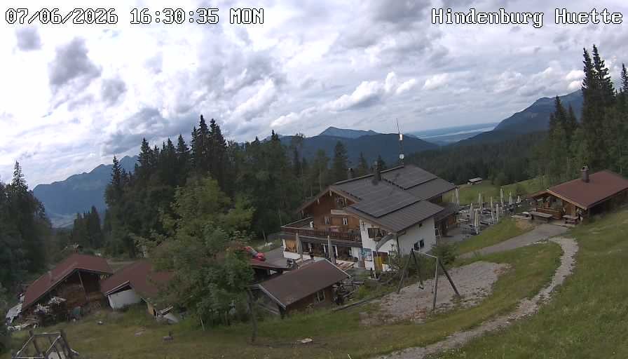 Archiv Foto Webcam Reit im Winkl: Hindenburghütte - Hemmersuppenalm