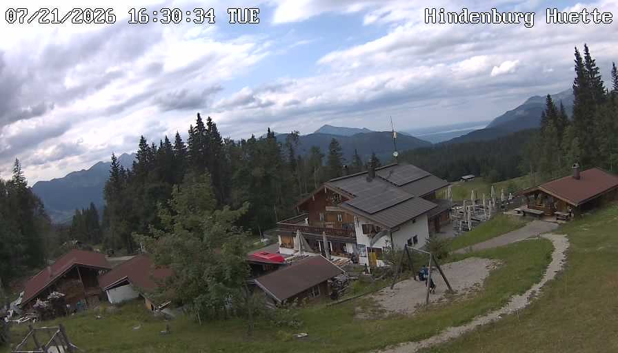 Archiv Foto Webcam Reit im Winkl: Hindenburghütte - Hemmersuppenalm