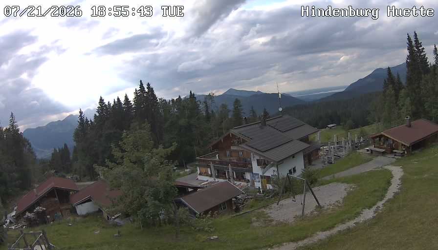 Archiv Foto Webcam Reit im Winkl: Hindenburghütte - Hemmersuppenalm