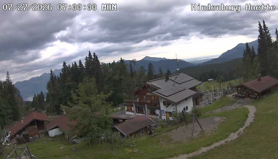 Archiv Foto Webcam Reit im Winkl: Hindenburghütte - Hemmersuppenalm