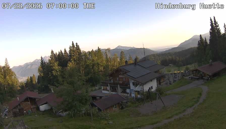 Archiv Foto Webcam Reit im Winkl: Hindenburghütte - Hemmersuppenalm