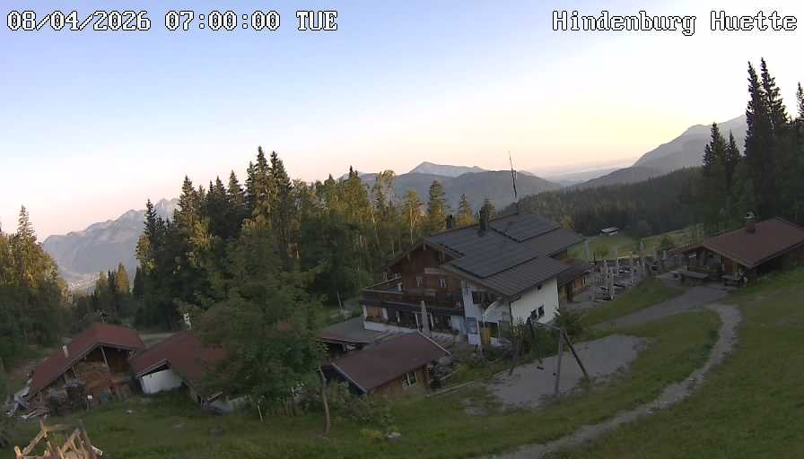 Archiv Foto Webcam Reit im Winkl: Hindenburghütte - Hemmersuppenalm