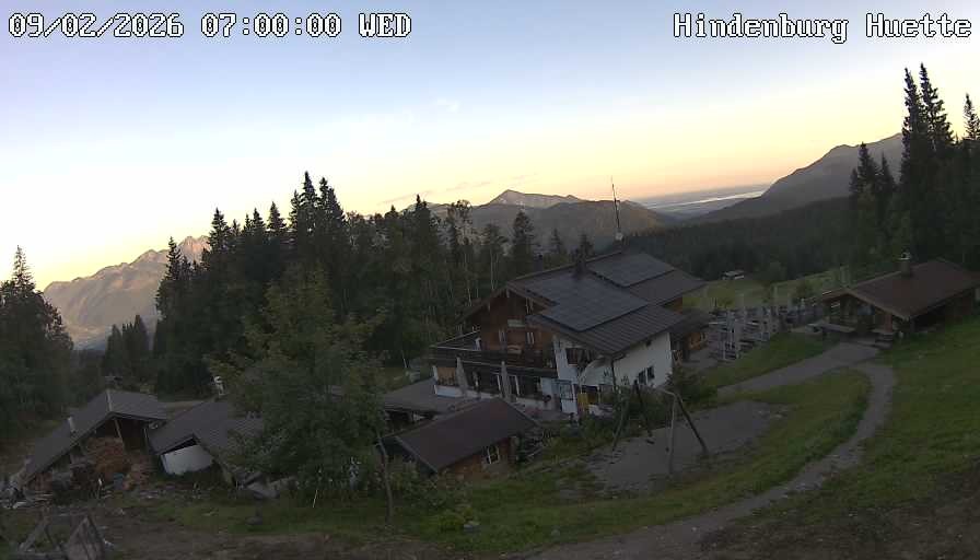 Archiv Foto Webcam Reit im Winkl: Hindenburghütte - Hemmersuppenalm