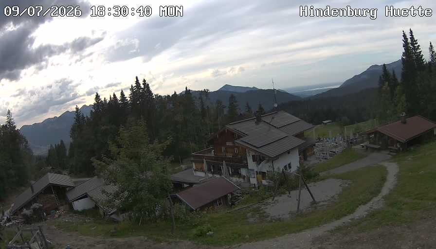 Archiv Foto Webcam Reit im Winkl: Hindenburghütte - Hemmersuppenalm
