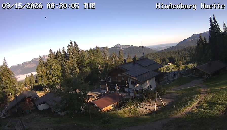 Archiv Foto Webcam Reit im Winkl: Hindenburghütte - Hemmersuppenalm