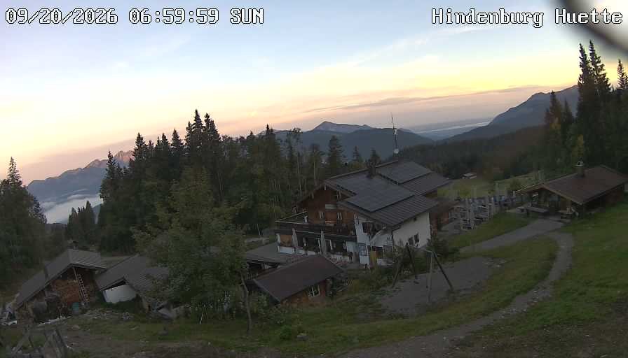 Archiv Foto Webcam Reit im Winkl: Hindenburghütte - Hemmersuppenalm