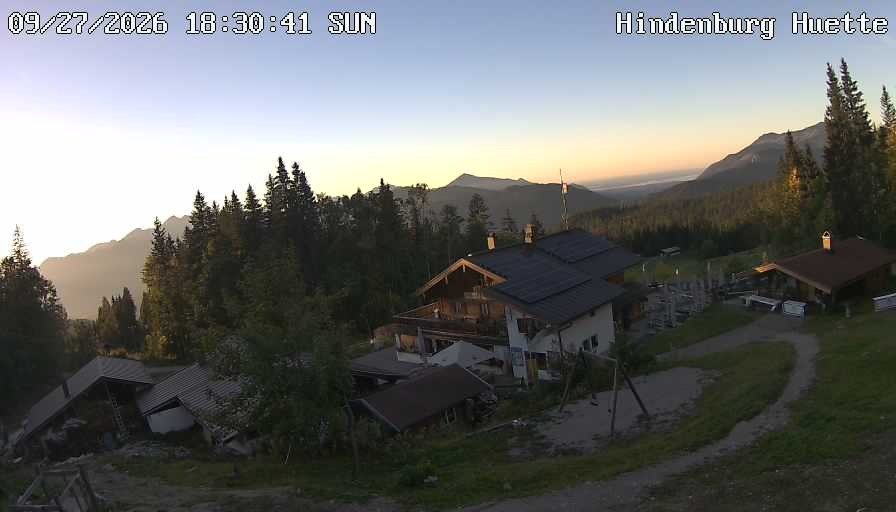 Archiv Foto Webcam Reit im Winkl: Hindenburghütte - Hemmersuppenalm