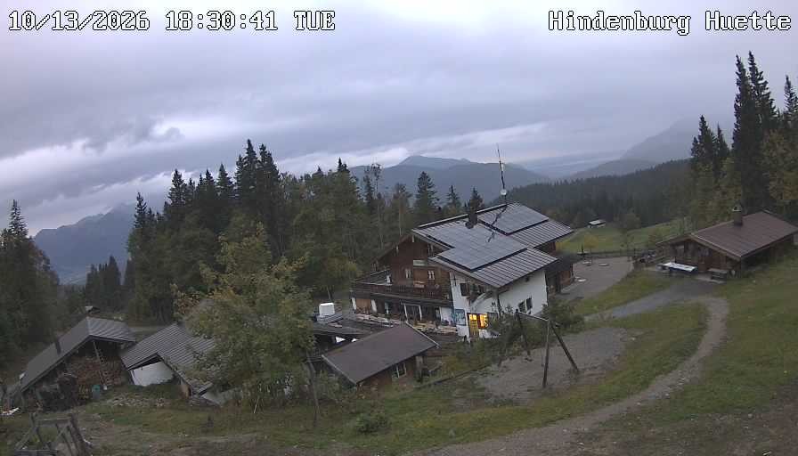 Archiv Foto Webcam Reit im Winkl: Hindenburghütte - Hemmersuppenalm