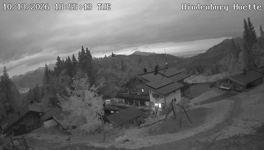 Archiv Foto Webcam Reit im Winkl: Hindenburghütte - Hemmersuppenalm